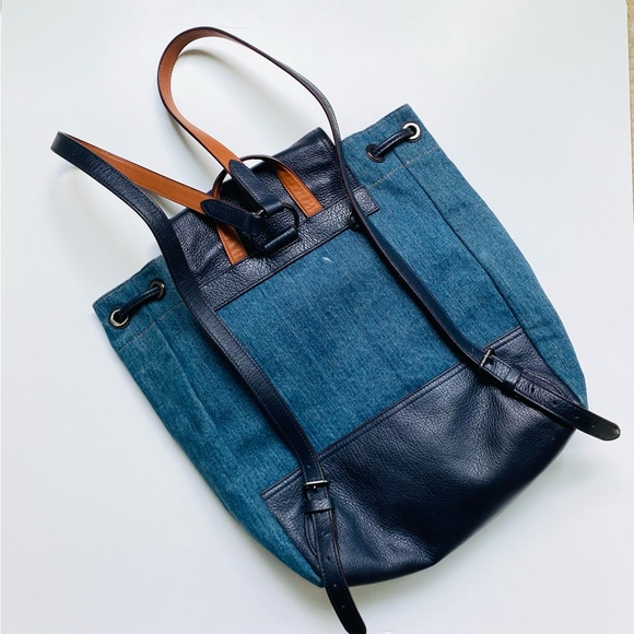 comfortable and stylish crossbody bags for travel 13 Best Crossbody Bags for Travel 2024